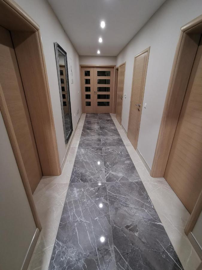Apartman Bozur **** Satnica Dakovacka Exterior photo