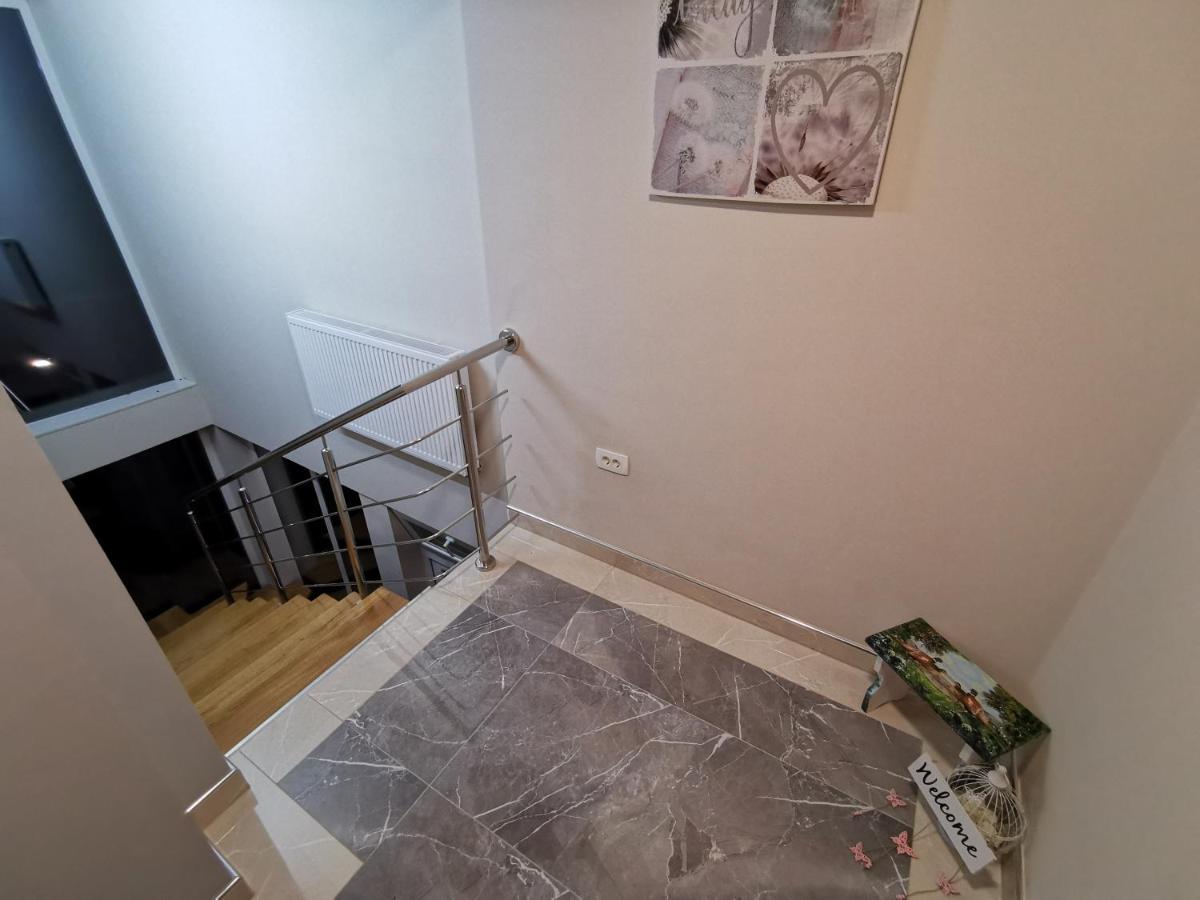 Apartman Bozur **** Satnica Dakovacka Exterior photo