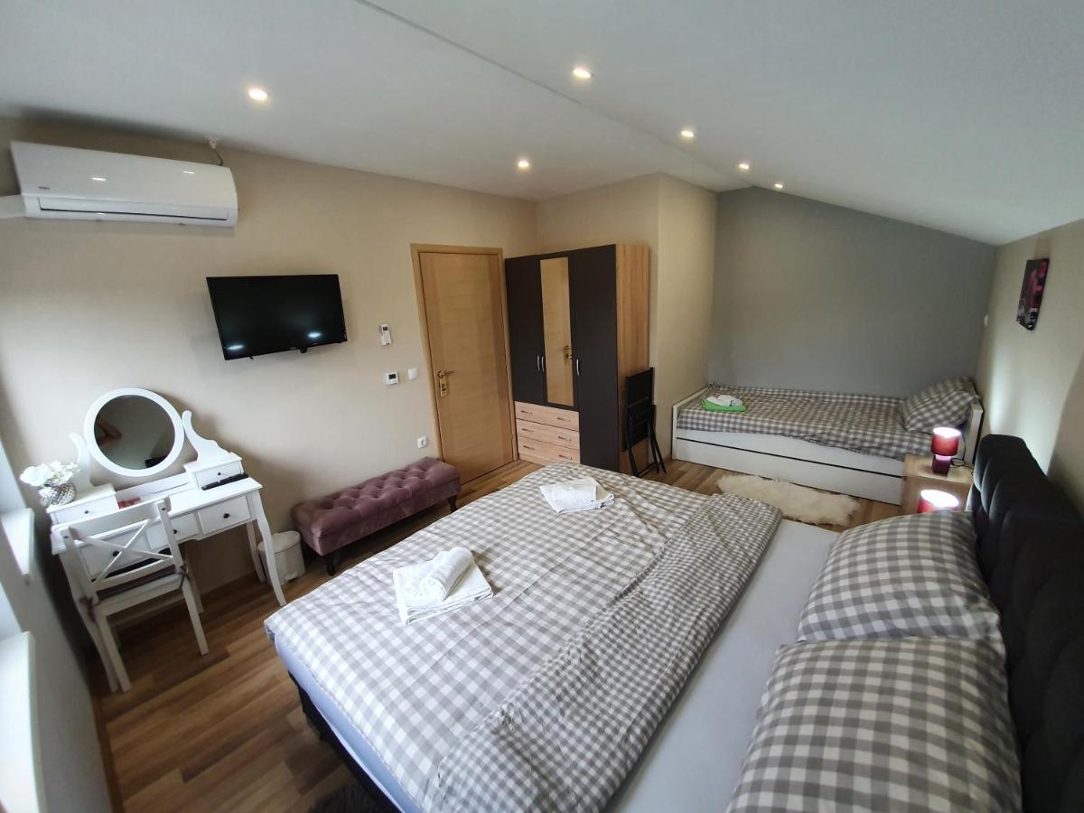 Apartman Bozur **** Satnica Dakovacka Exterior photo
